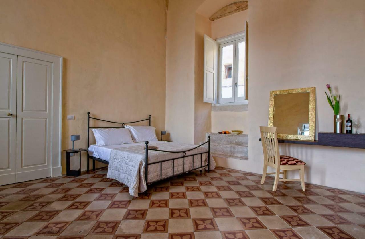 Palazzo Cariddi Nardò Exterior foto