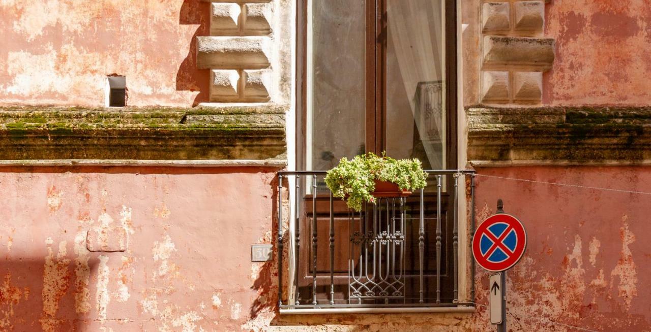 Palazzo Cariddi Nardò Exterior foto